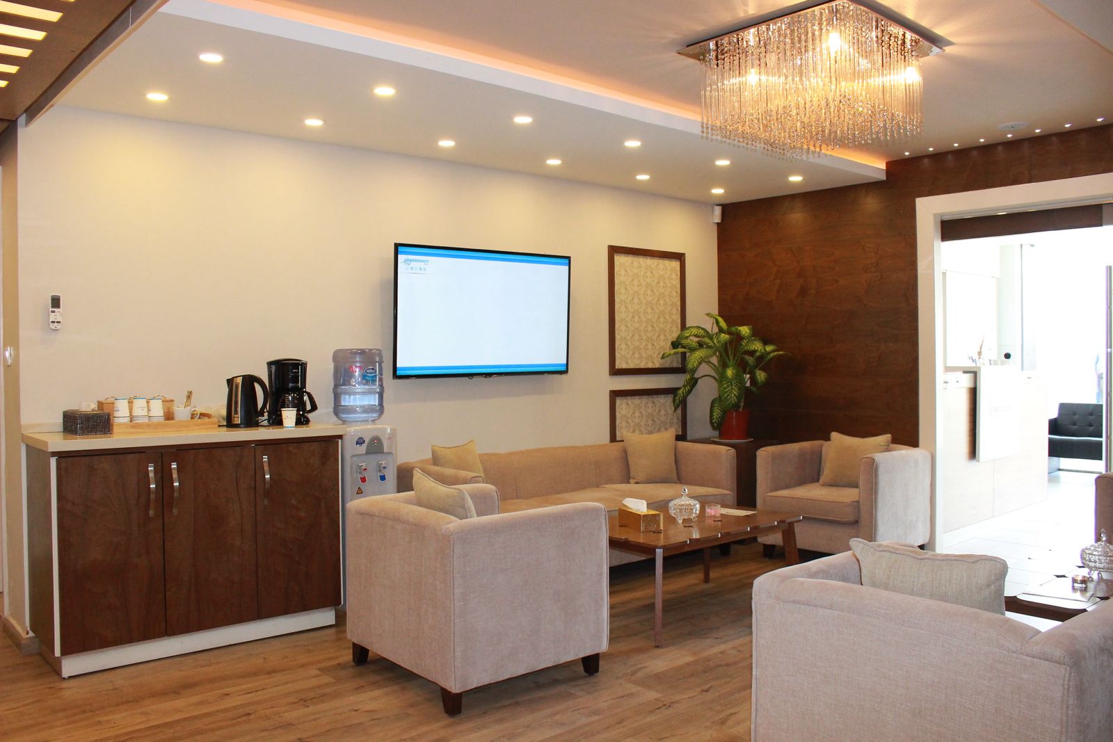 Advanced Care Lounge